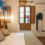 Bed and Breakfast Goyeneta In Oldtown Σεβίλλη